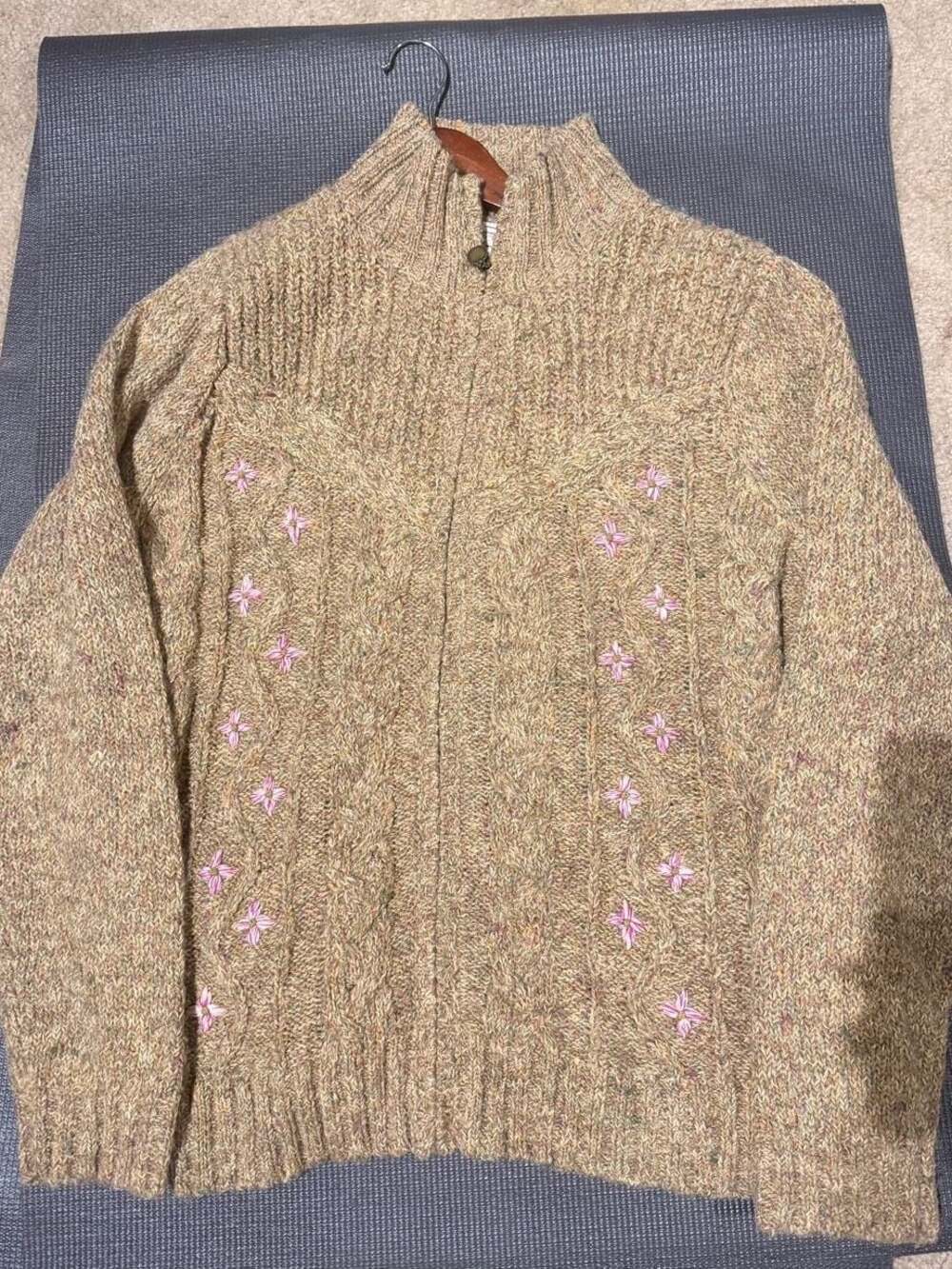 Northern Reflections Floral Embroidered Cable Knit Turtleneck Sweater Size L